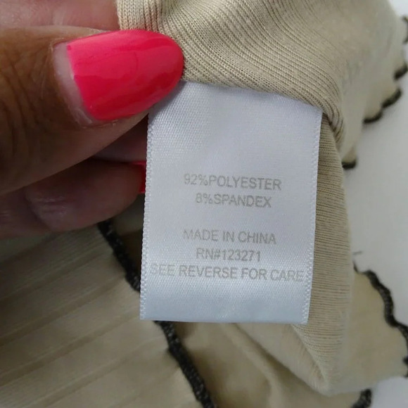 Riley and James Beige Ribbed Sleeveless Cropped Tank Top Women Size S Stretch - Picture 5 of 6